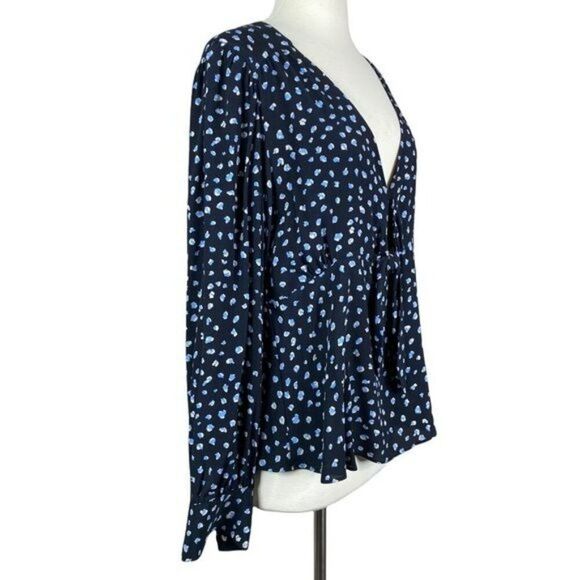 Sanctuary Long Sleeve Blouse Medium New With Tags - Picture 4 of 8